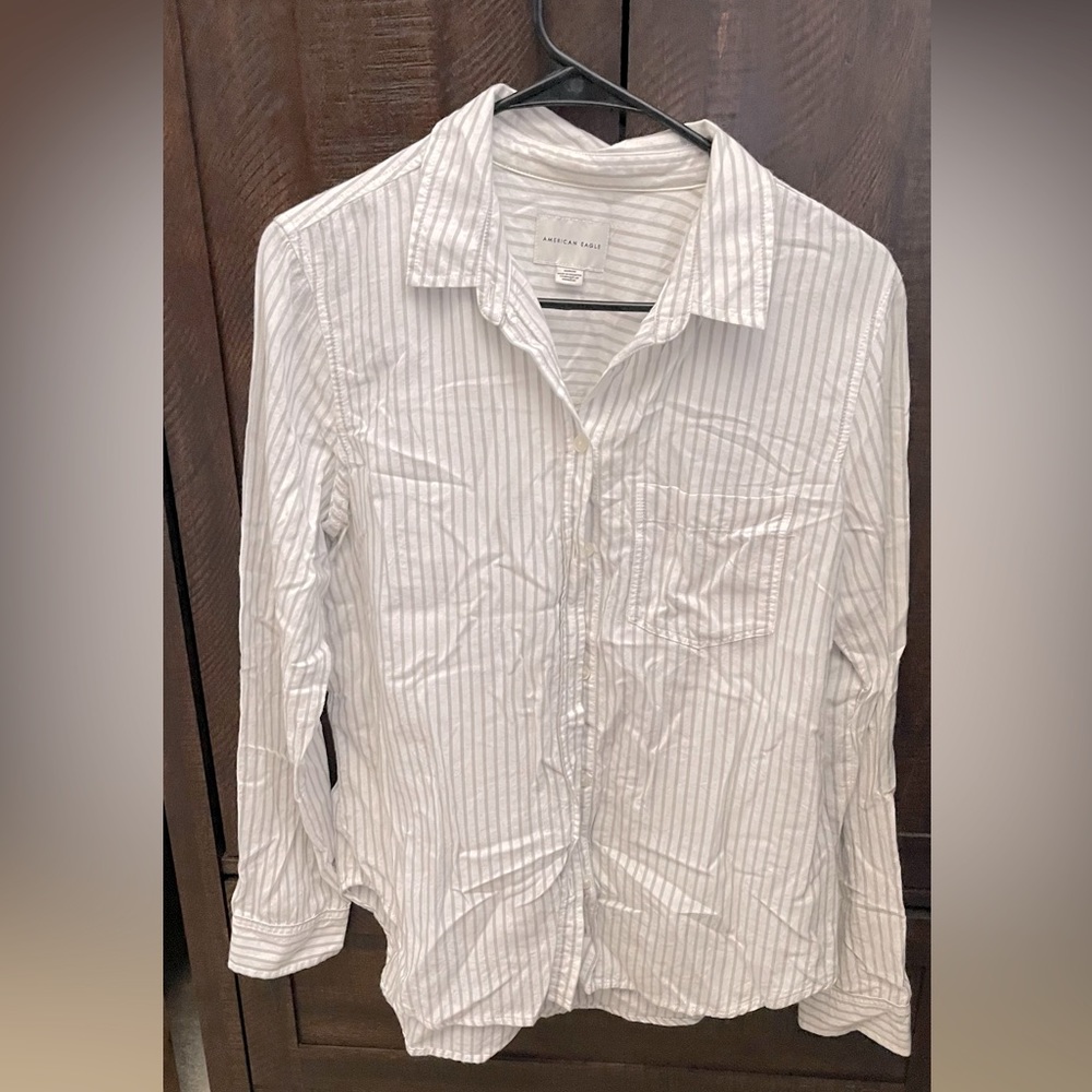 American eagle white top